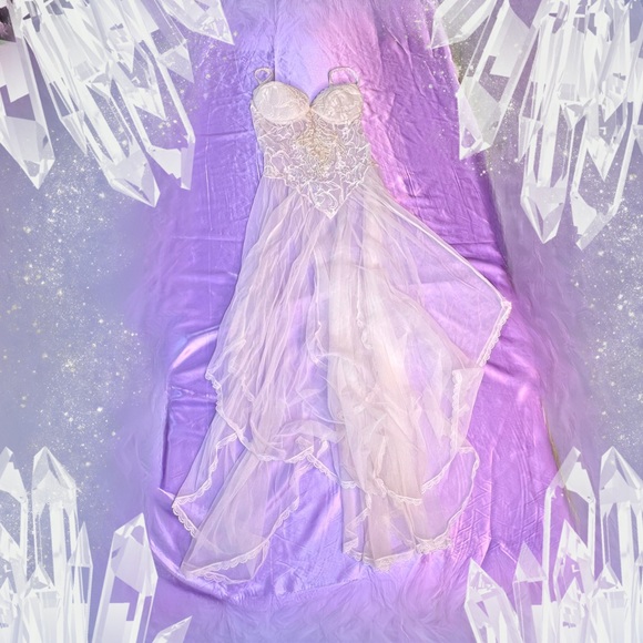 Vintage Fredrick’s of Hollywood White Beaded Nightgown - Picture 1 of 4